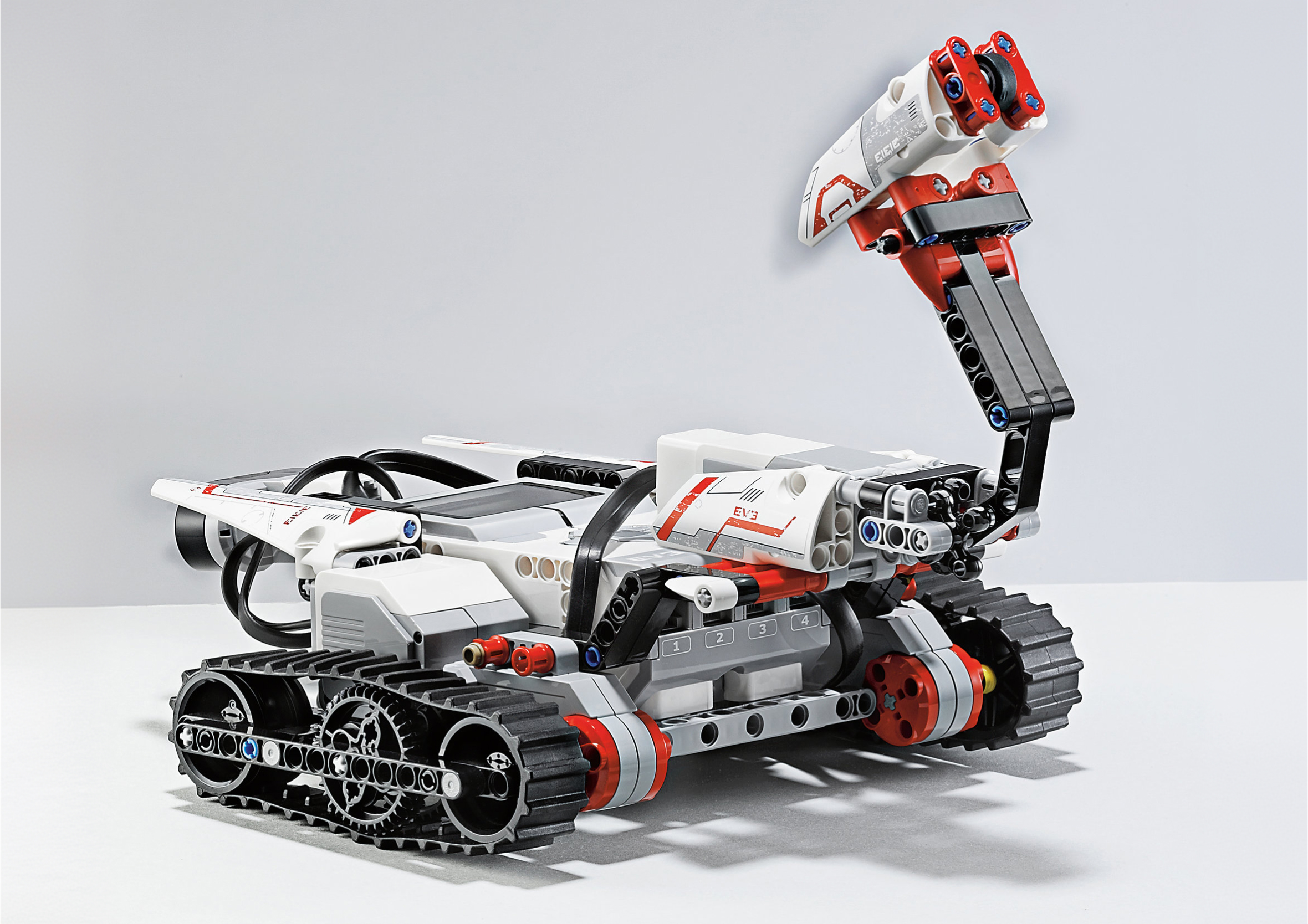The TRACK3R robot from the Lego Mindstorms EV3 kit.